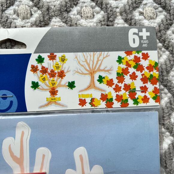 NEW Roylco My Family Tree "All About Me" Kit Educational Activity 12 Projects - Picture 5 of 9